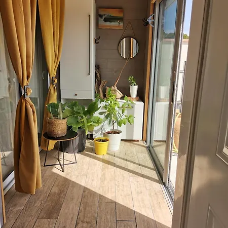 Vakantiehuis Maison Au Calme Au Centre De Et Proche Du
